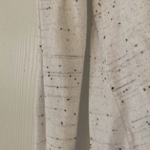 Women’s Soft by Joie top in XXS - Picture 5 of 8